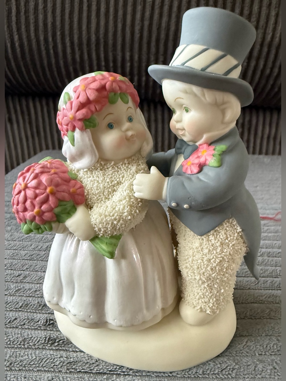 VTG Department 56 Snowbabies I love your Bride and Groom Cake Topper Figurine